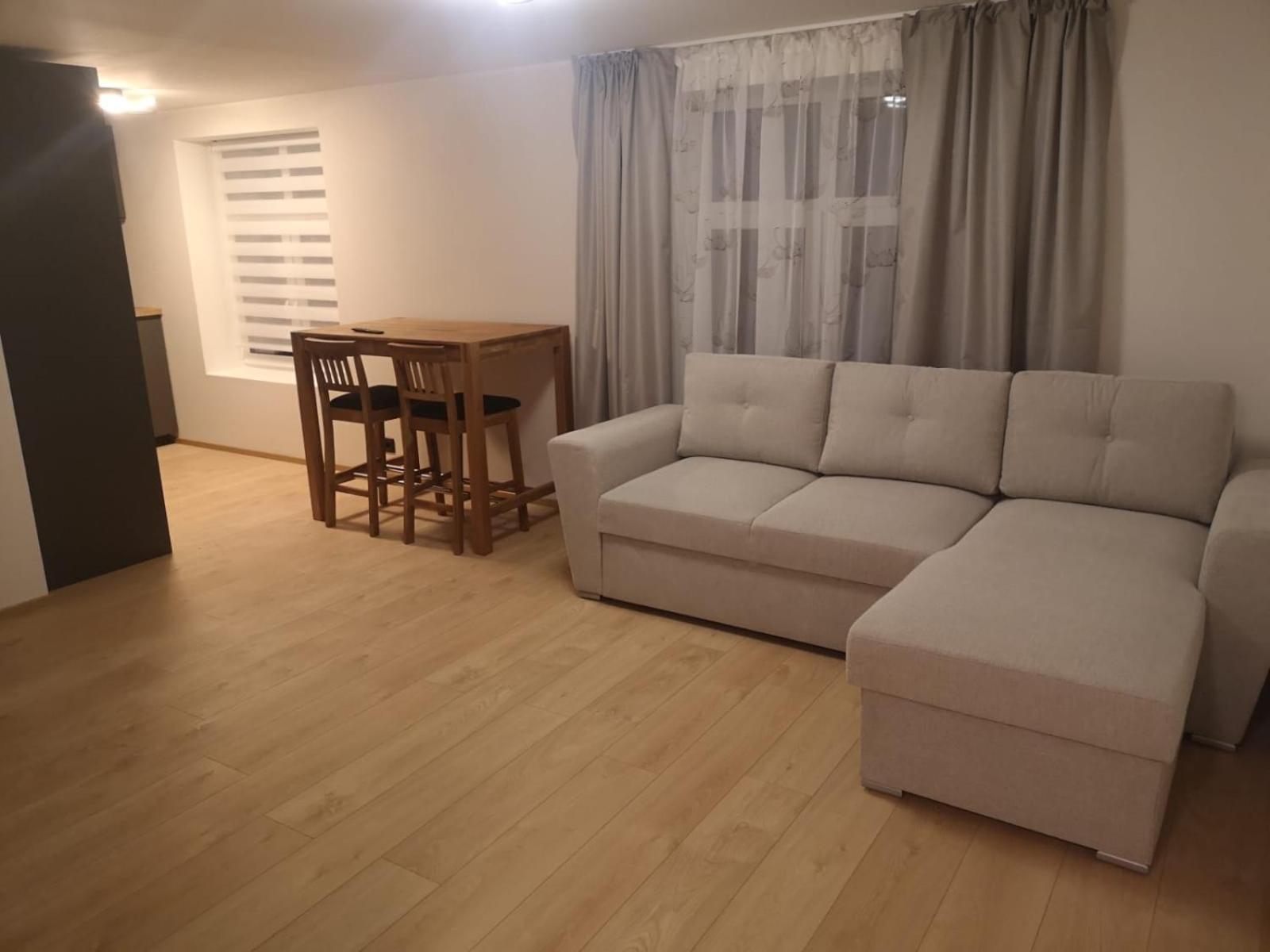 Suur-Posti Apartments 페르누 외부 사진